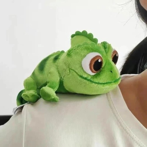 Disney parks tangled pascal - parks,